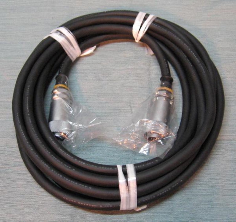 Afbeelding van Sony DUB Cable 12 Pin Male to Female 17', NOS.