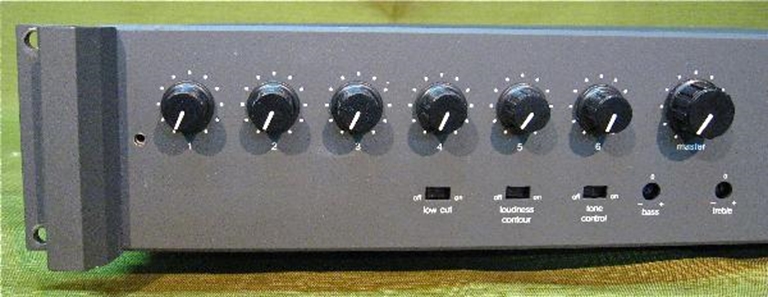Image sur Biamp Precedence CMA30 Mixer Amplifier