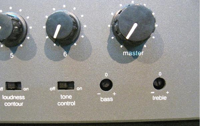 Image sur Biamp Precedence CMA30 Mixer Amplifier