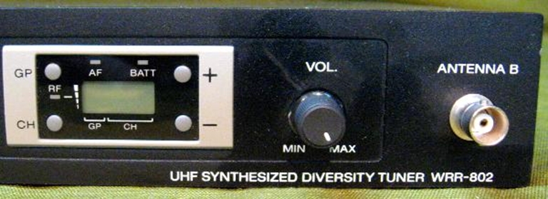 Image sur Sony WRR-802A UHF Synthesized Diversity Tuner