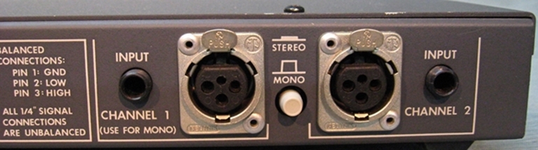 Afbeelding van symetrix A-220 Stereo Power amplifier