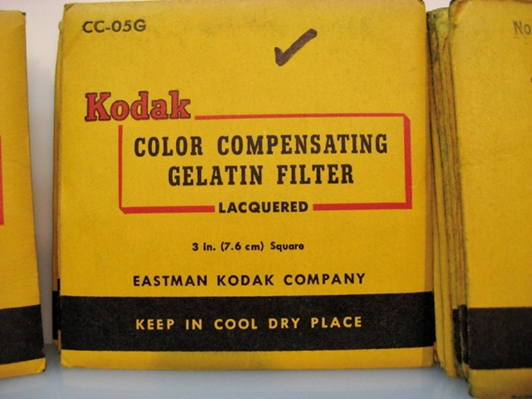 Image sur Kodak Wratten Gelatin filters, 3"x3"