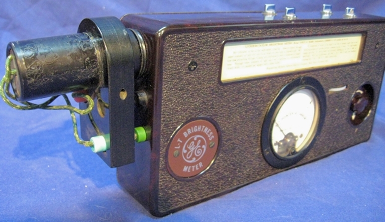 Afbeelding van GE Luckiesh-Taylor Brightness Meter