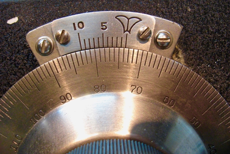 Image sur Ferris Model 18-D RF MicroVoltmeter, 8~210 MHz
