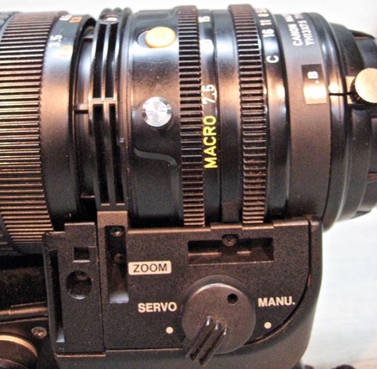 Afbeelding van Canon VCL-713BX Zoom Lens, f1.4 sn 083075.