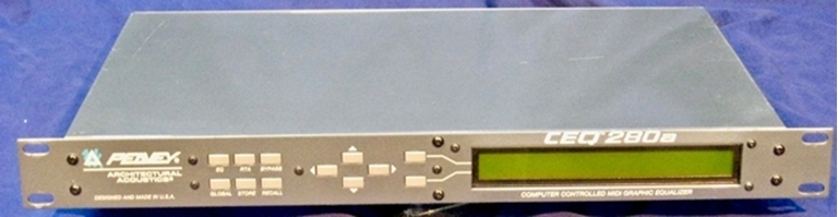 Image sur Peavy CEQ280a for PA or Instrument use.