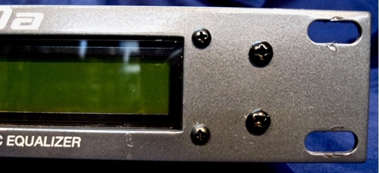 Image sur Peavy CEQ280a for PA or Instrument use.