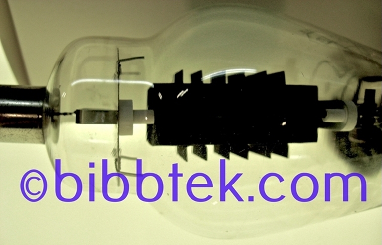 Image sur Amperex 811A Transmitter tube #0113, NOS, tests good.