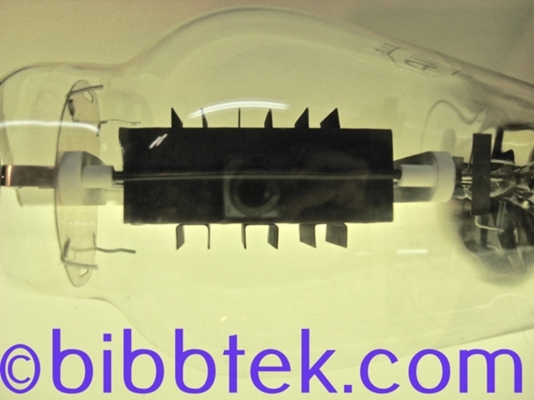 Image sur Amperex 811A Transmitter tube #0113, NOS, tests good.