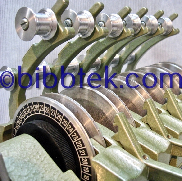 Image sur Ediquip Moviola model 1036 16mm Synchronizer, 6 position, sn0068.