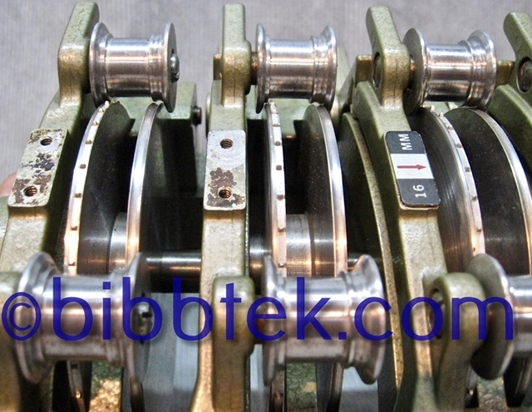 Image sur Ediquip Moviola model 1036 16mm Synchronizer, 6 position, sn0068.